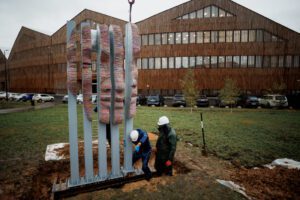 Land Art Moscow Assembly Anton Smit Sculptures