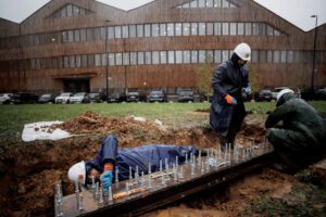 LandArt Land Art Moscow Assembly Anton Smit SculpturesAssembly AntonSmit (7)