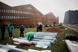 Land Art Moscow Assembly Anton Smit Sculptures