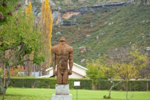 Colossal Youth modern sculpture art