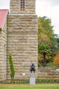 Crouching Man modern sculpture art