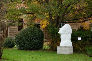 Katherina modern sculpture art