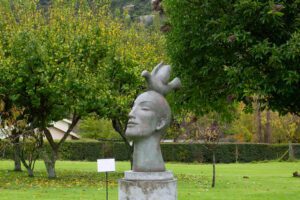 Voelvry 4 modern sculpture art