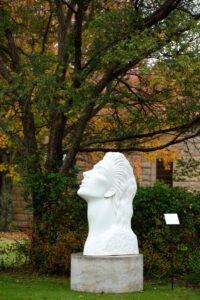 katherina modern sculpture art